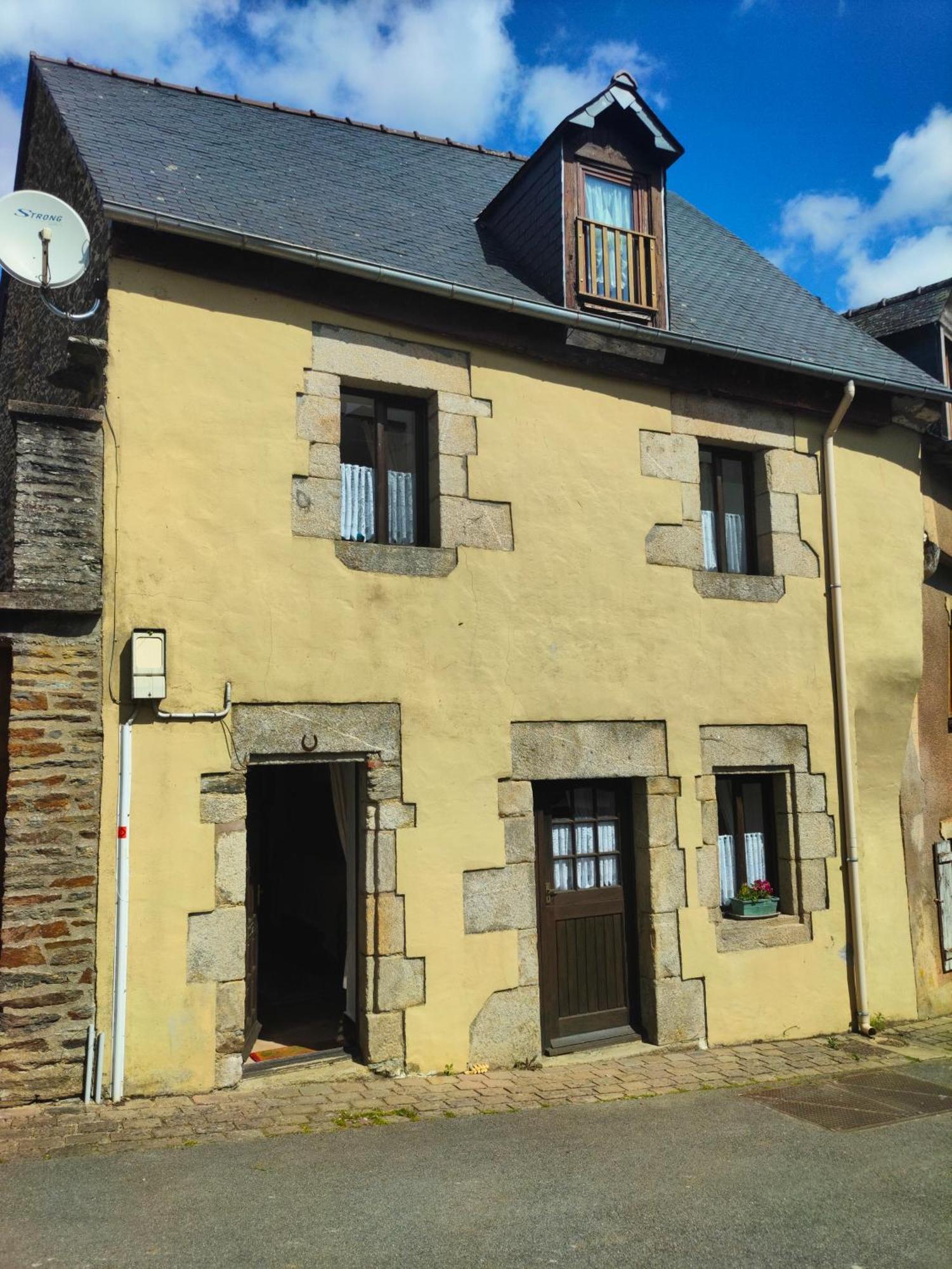 Maison Josselin Proche Chateau エクステリア 写真